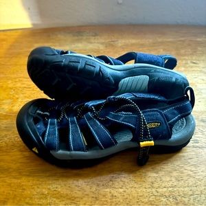 Women's Keen Newport H2 - GOOD condition - hiking everyday sandal summer